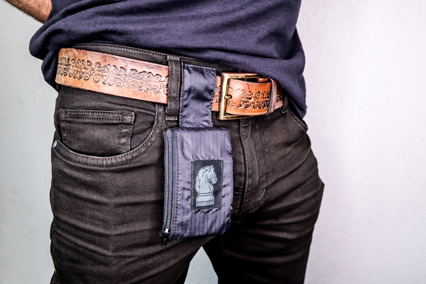 StealthMate Wallet front view